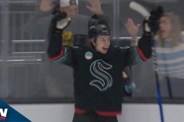 Kraken's Catton Rifles Home One-Timer For First NHL Goal