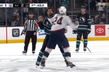 Mathieu Olivier et Ryan Reaves se livrent tout un combat!