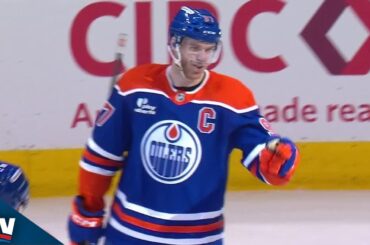 Oilers' Connor McDavid Notches 14th Career Hat Trick Against Predators