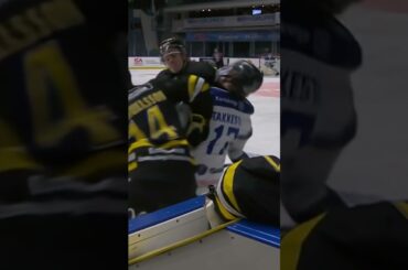 Martin Johnsen matchstraff (AIK Hockey mot BIK Karlskoga i Hockeyallsvenskan i Sverige) (#Shorts)