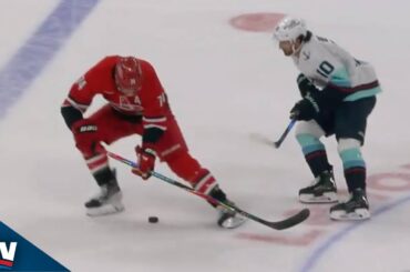Kraken's Matty Beniers Dances Past Hurricanes' Jaccob Slavin For Highlight-Reel Goal