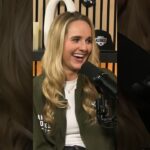 Broadcasting from Between the Benches sounds CRAZY! 😳  #lakings #hockey #gokingsgo