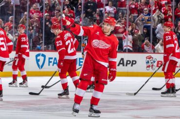 PATRICK KANE reaches 500 GOALS!