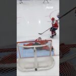 Logan Thompson réalise tout un arrêt devant Alexandre Texier 😱#GoHabsGo c. #ALLCAPS sur RDS 📺