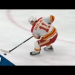 Mikael Backlund Pulls A Sweet Fake For The Shorthanded Goal