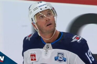 Jets' Jonathan Toews Records Career Point No. 900 With Power-Play Goal