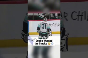 Grubauer SHOVES Dougie Hamilton 😳👀 #nhl #hockey #njdevils