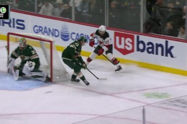 Dawson Mercer scores a goal against the Minnesota Wild