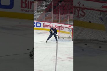 Jonathan Toews BACK in Chicago! #jonathantoews #blackhawks #nhl #fyp