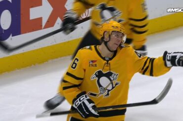 Blake Lizotte scores a goal against the New Jersey Devils