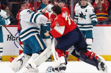 Sergei Bobrovsky & Alex Nedeljkovic drop the gloves!!