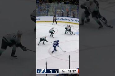 Černák first goal in the season🇸🇰🏒🥅