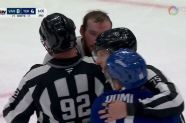 Max Domi and Marcus Pettersson drop the gloves! | Canucks @ Maple Leafs | January 10, 2026