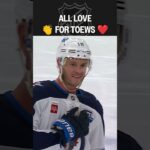 United Center Erupts for Jonathan Toews 🖤❤️