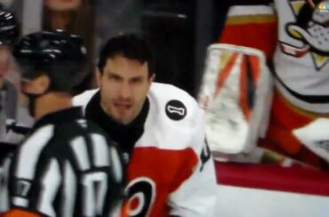 NHL Hockey fight - Garnet Hathaway(Flyers) vs. Radko Gudas(Ducks)