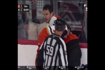 Radko Gudas drops the gloves 🥊