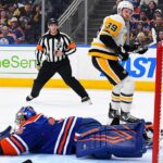 Penguins drop 3 in 37 SECONDS against Jarry!