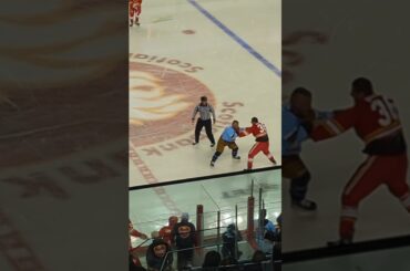 Troy Brouwer vs Jim | Calgary Flames Alumni vs Sudbury Bulldogs | Shoresy Classic