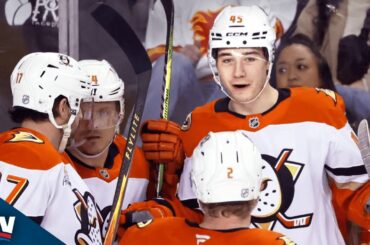 Ducks' Rookie Beckett Sennecke Nets First Career Hat Trick Vs. Flames