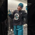 You get to keep your hair or your hats. Which would you choose? 💇‍♂️🧢  #hockey #nhl #sharks