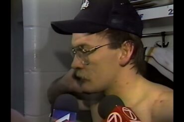 Buffalo Sabres Lindy Ruff resigns as captain February 13, 1989.