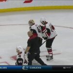 Smith forced to leave game with apparent leg injury