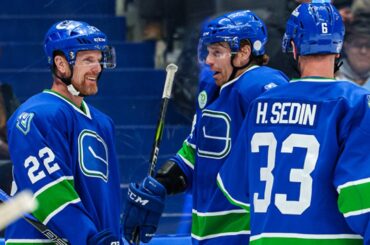 Sedins Are BACK