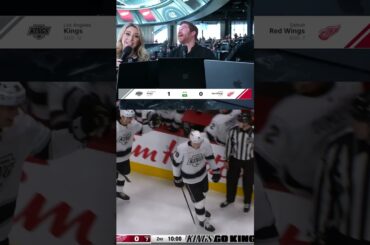 COSM LOVES IT!  #lakings #hockey #gokingsgo #icehockey #nhl