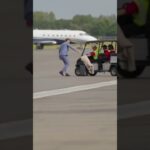 We have a runner! 🏃  🧳