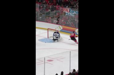 Lenni Hameenaho with a Short Goal vs. Winnipeg Jets