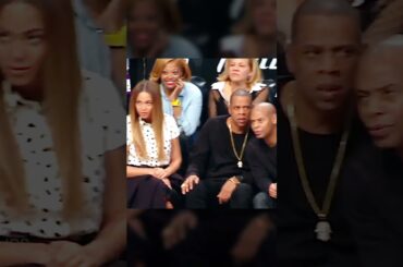 Beyonce & Jay-Z watching LeBron 😁 #shorts