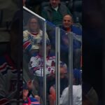 At least he tried! | Ett tappert försök!