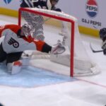 Flyers' Dan Vladar Robs Adam Fantilli With Beautiful Glove Save