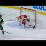 Vinnie Hinostroza gives @mnwild 2-0 lead over @NHLFlames