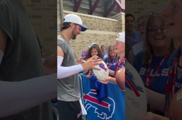 Josh Allen Reunites With Blake and Bella Who Designed His Cleats! #shorts #nfl #joshallen