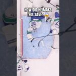 Kevin Lankinen with his best Dominik Hasek impression 🤯🧤