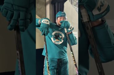 Best room temperature? Depends on who you ask.🌡️  #hockey #nhl #sharks