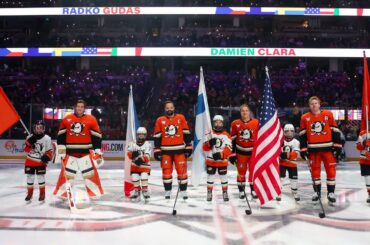 Ducks honor Olympians Gudas, Dostal, Granlund and LaCombe 🇨🇿 Ducks ocenili olympioniky
