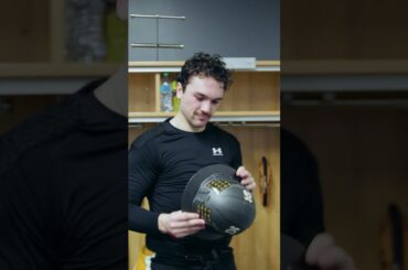 Avery Hayes Gets Postgame Helmet After NHL Debut