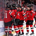 Hischier wins it on Swiss Heritage Night! 🇨🇭 Zwei Kommentare: Hischier der Held im Schweizer Duell!