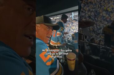 Jake Neighbours' dad wears video glasses on the Dads' Trip