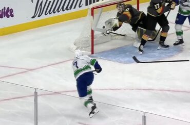 SAVE OF THE YEAR? DIVING glove save from SCHMID!