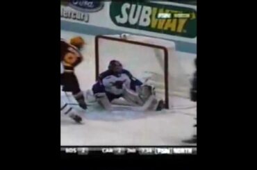 2006: Kyle Okposo Scores Between The Legs Goal at Minnesota State