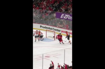 Simon Nemec with a Short Goal vs. Philadelphia Flyers