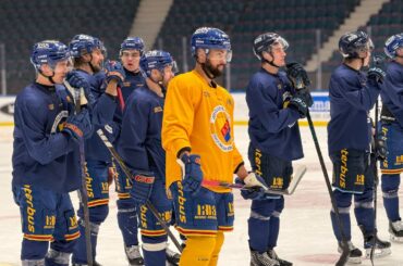 DJURGÅR’N I TRÄNING | Oliver Kylington från uppehållet