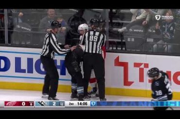 Travis Hamonic vs Brandon Tanev