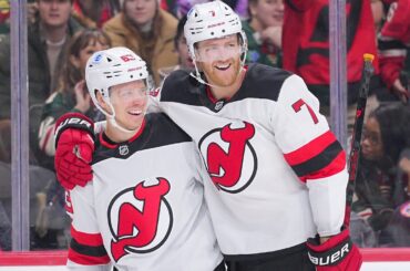 Bratt scores twice in 21 seconds! 🇸🇪🫨 Bratt slår till två gånger på 21 sekunder.