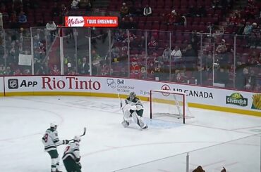 Minnesota Wild goalie Filip Gustavsson warms up 1/20/26