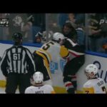 Connor Clifton vs Peyton Krebs