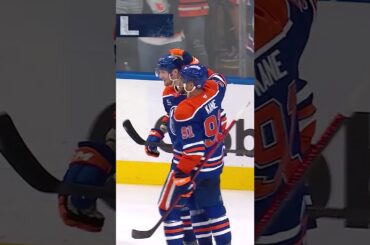 Klingberg snaps it home! 🇸🇪💥Klingberg med en fin strut!